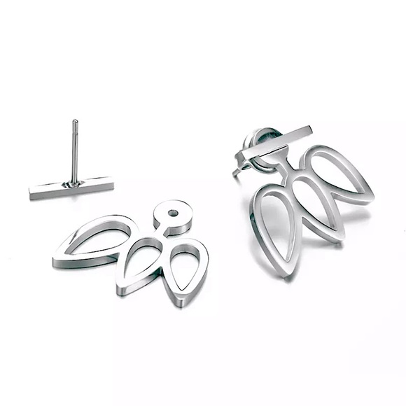 ⚜️[𝟯𝟬%𝗢𝗙𝗙|𝗯𝘂𝗻𝗱𝗹𝗲𝘀 𝟯+]⚜️Silver Lotus Jacket Earrings NEW - Picture 3 of 6